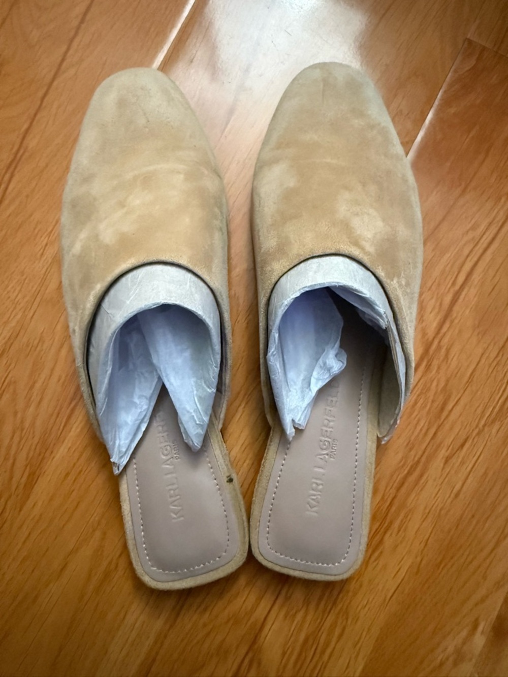 KARL LAGERFELD Beige Suede Slip-On Mule - 6.5